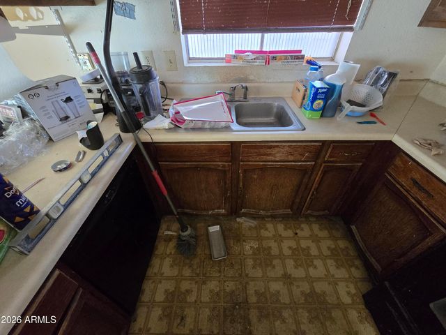 2431 W Crocus Drive, Phoenix, AZ 85023