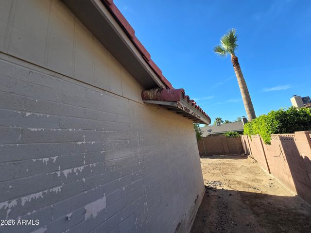 2431 W Crocus Drive, Phoenix, AZ 85023
