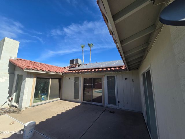 2431 W Crocus Drive, Phoenix, AZ 85023