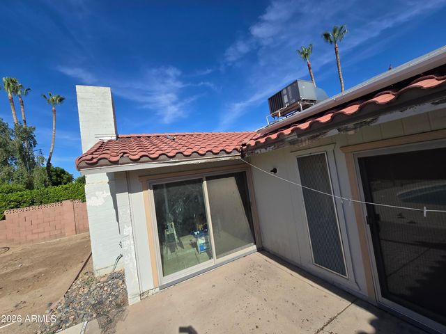 2431 W Crocus Drive, Phoenix, AZ 85023