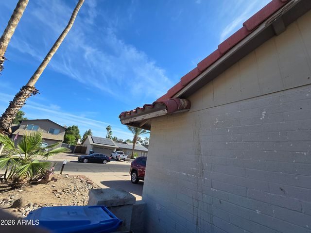 2431 W Crocus Drive, Phoenix, AZ 85023