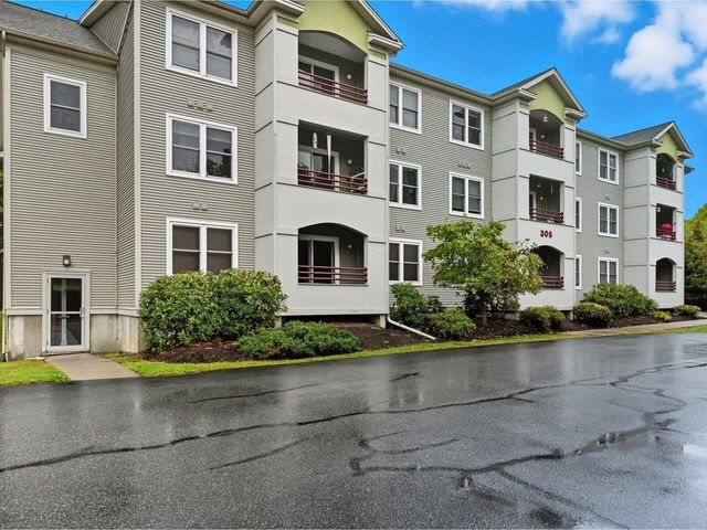 305 Lime Kiln Rd Apt 350, South Burlington, VT 05403