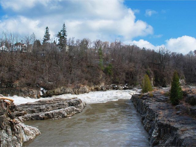 305 Lime Kiln Rd Apt 350, South Burlington, VT 05403