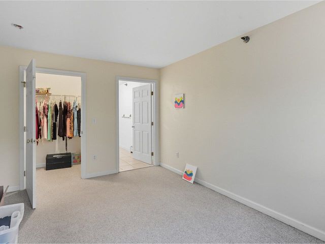 305 Lime Kiln Rd Apt 350, South Burlington, VT 05403