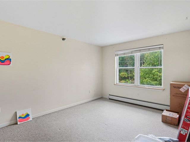 305 Lime Kiln Rd Apt 350, South Burlington, VT 05403