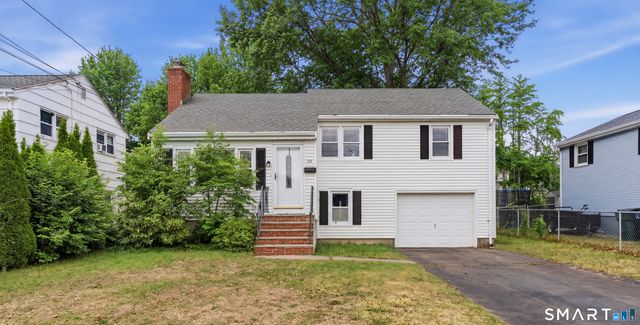 22 Crocker Avenue, West Hartford, CT 06110