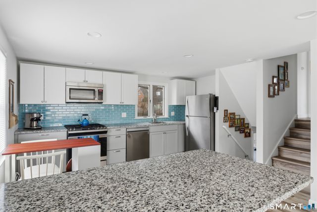 22 Crocker Avenue, West Hartford, CT 06110