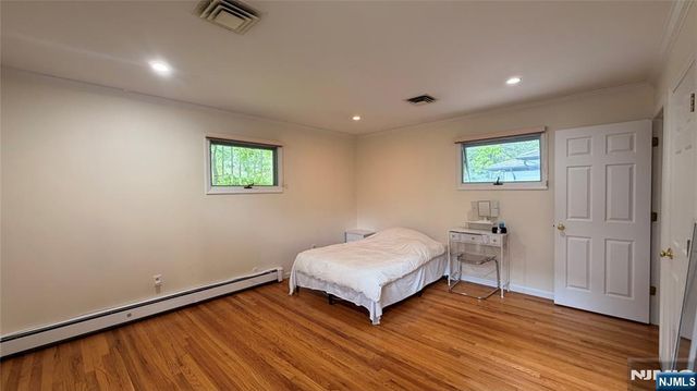 25 3rd Street, Norwood, NJ 07648