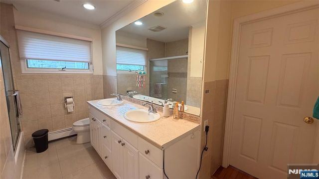 25 3rd Street, Norwood, NJ 07648
