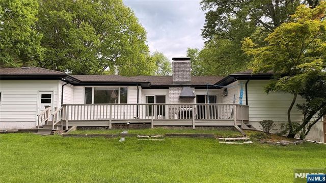 25 3rd Street, Norwood, NJ 07648