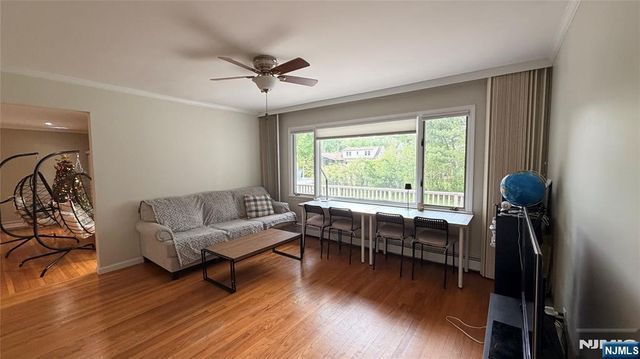 25 3rd Street, Norwood, NJ 07648