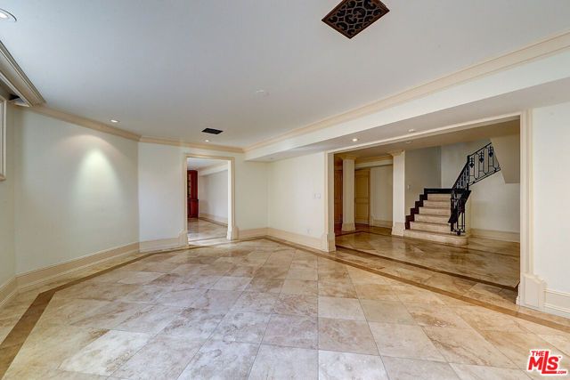 209 S Anita Avenue, Los Angeles, CA 90049