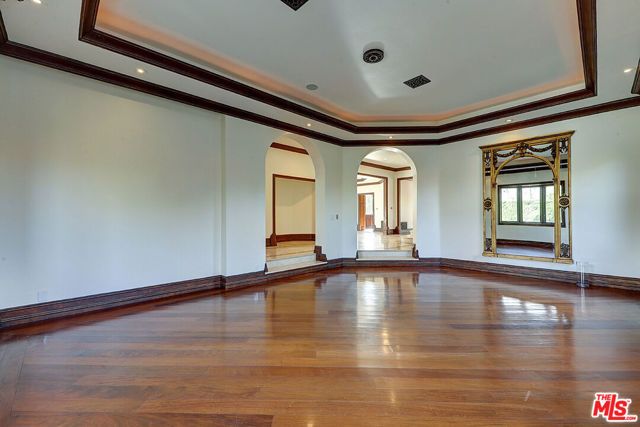 209 S Anita Avenue, Los Angeles, CA 90049