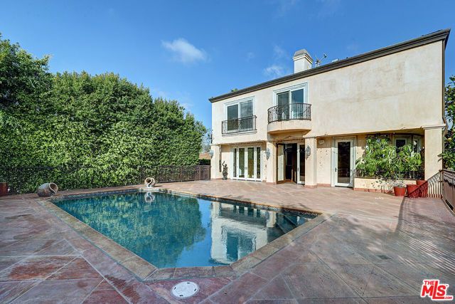 209 S Anita Avenue, Los Angeles, CA 90049