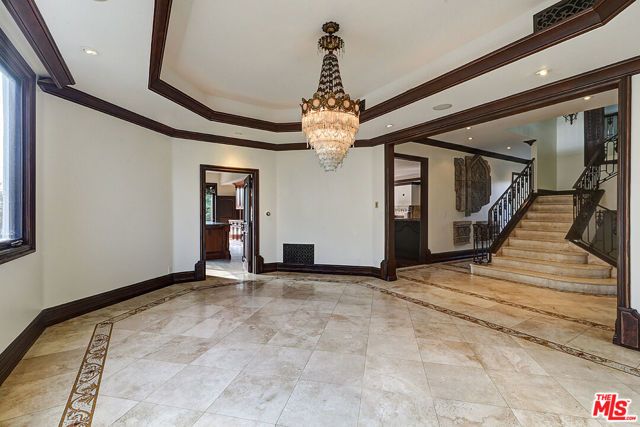 209 S Anita Avenue, Los Angeles, CA 90049