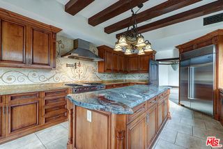 209 S Anita Avenue, Los Angeles, CA 90049