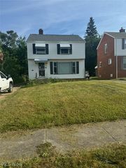17425 Throckley Avenue, Cleveland, OH 44128