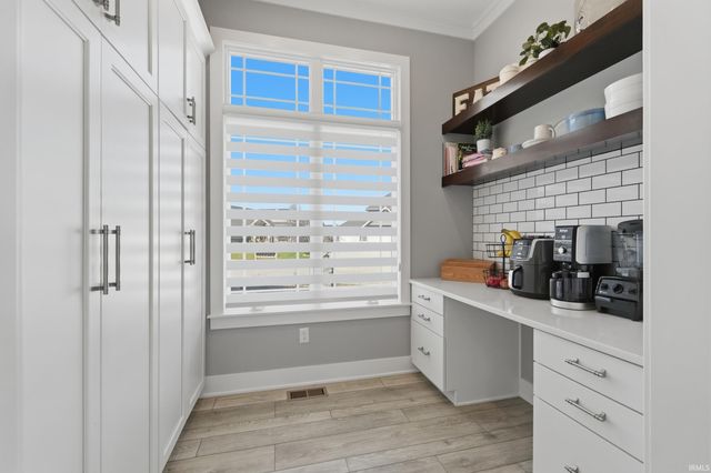 14732 Amera Circle, Fort Wayne, IN 46845