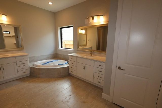 3319 Bentwood Ranch Drive, Conroe, TX 77385
