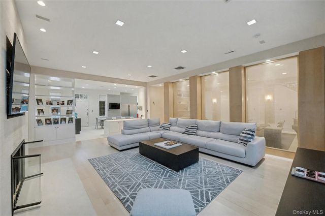 865 Barberry Lane, Woodsburgh, NY 11598