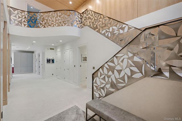 865 Barberry Lane, Woodsburgh, NY 11598