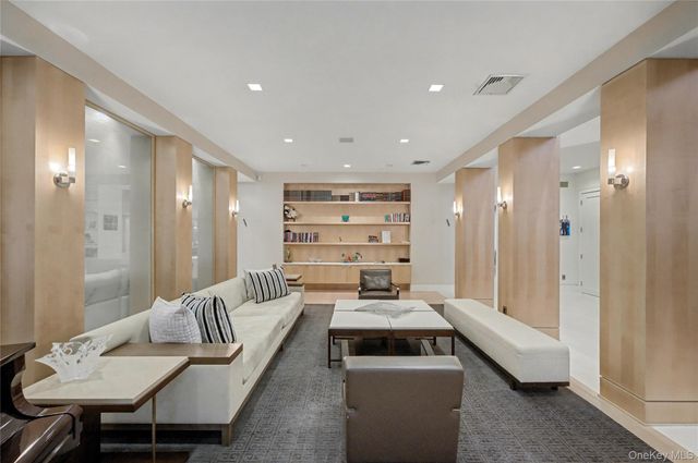 865 Barberry Lane, Woodsburgh, NY 11598