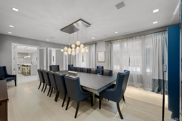 865 Barberry Lane, Woodsburgh, NY 11598