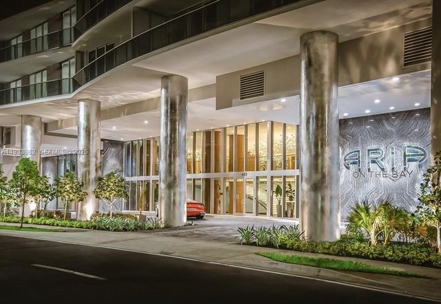 488 NE 18th St 2800, Miami, FL 33132