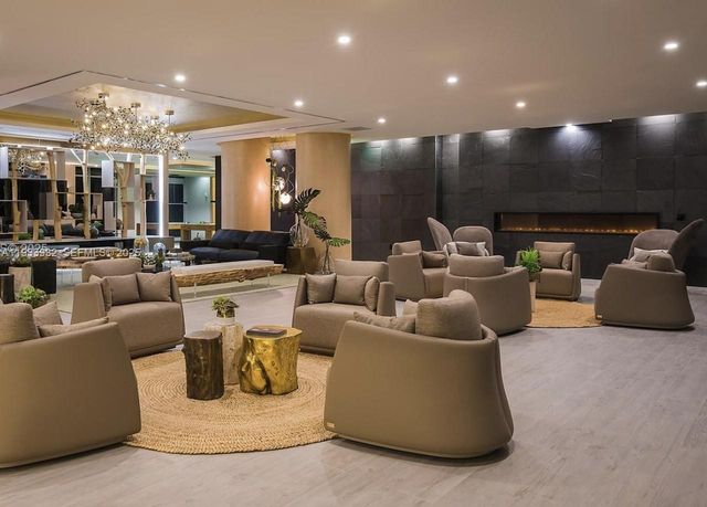 488 NE 18th St 2800, Miami, FL 33132