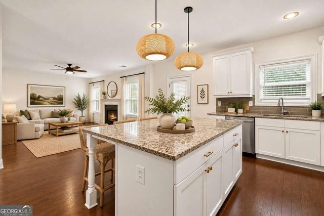 1063 Johnsons Grove, Atlanta, GA 30318