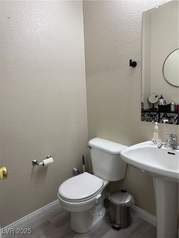 9587 Newton Grove Court, Las Vegas, NV 89148