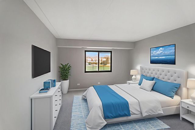 375 PLUM CREEK Drive 108, Wheeling, IL 60090