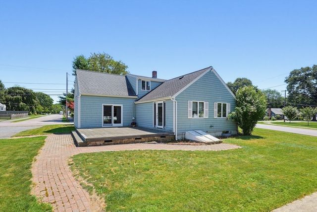 15 Fiske Street, Natick, MA 01760