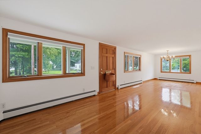 15 Fiske Street, Natick, MA 01760