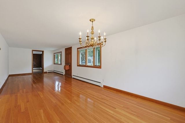 15 Fiske Street, Natick, MA 01760