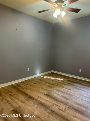 3699 Flynn Drive, Pearl, MS 39208