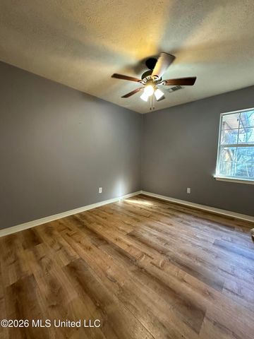 3699 Flynn Drive, Pearl, MS 39208