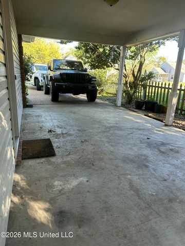 3699 Flynn Drive, Pearl, MS 39208