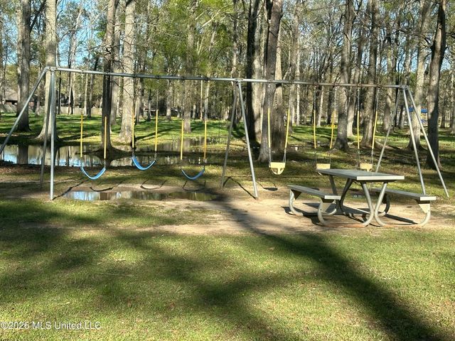 3699 Flynn Drive, Pearl, MS 39208