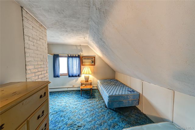 55 Ball Park Lane, Hicksville, NY 11801