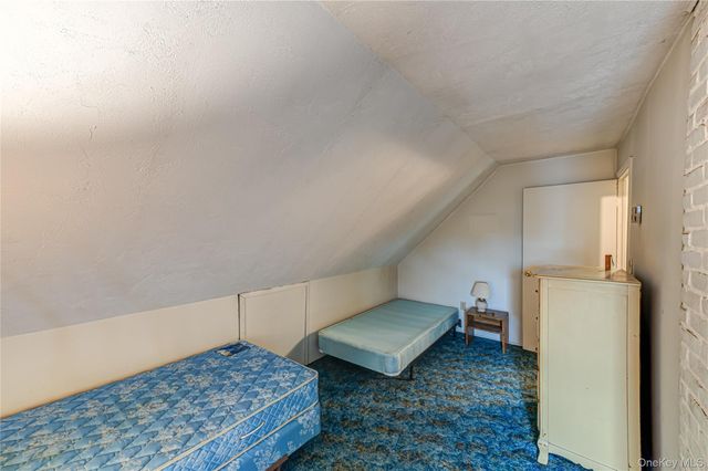 55 Ball Park Lane, Hicksville, NY 11801