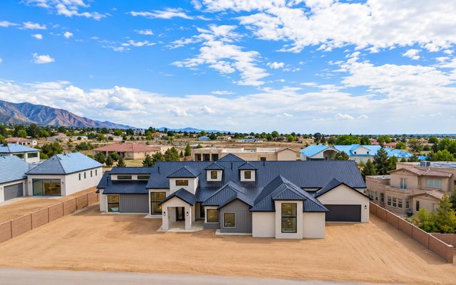 10850 Richfield Avenue NE, Albuquerque, NM 87122
