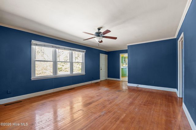 2001 Watson Avenue, Newport, NC 28570