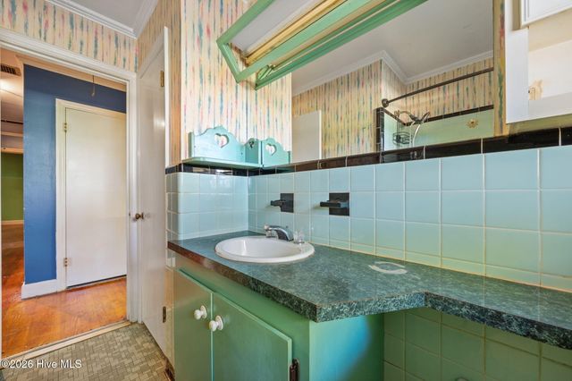 2001 Watson Avenue, Newport, NC 28570