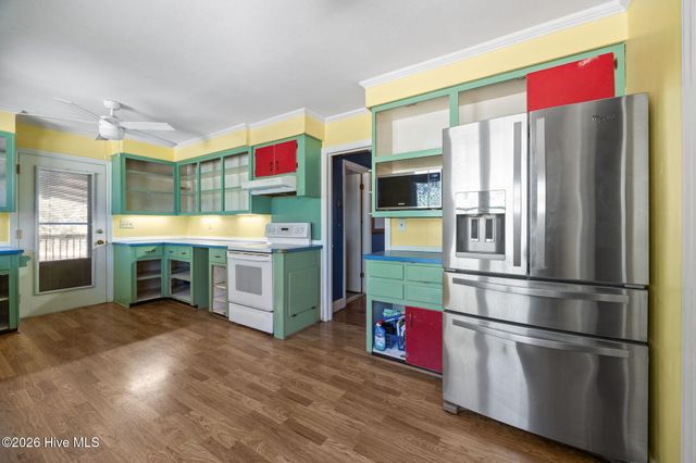 2001 Watson Avenue, Newport, NC 28570