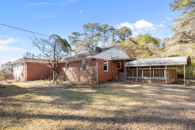 2001 Watson Avenue, Newport, NC 28570