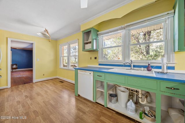 2001 Watson Avenue, Newport, NC 28570