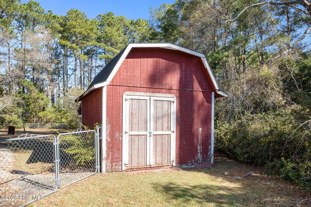 2001 Watson Avenue, Newport, NC 28570