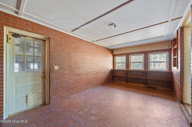 2001 Watson Avenue, Newport, NC 28570