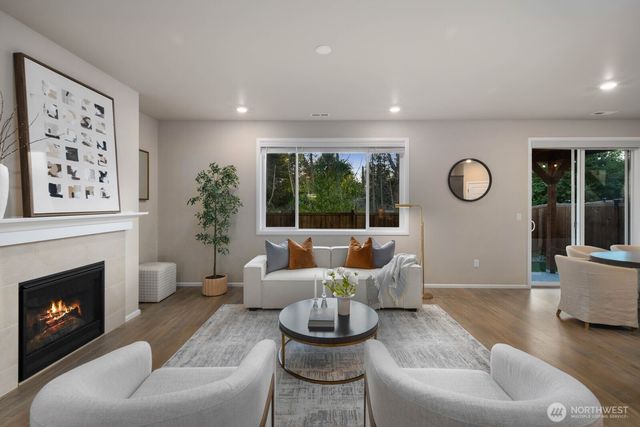 913 119th Avenue SE, Lake Stevens, WA 98258